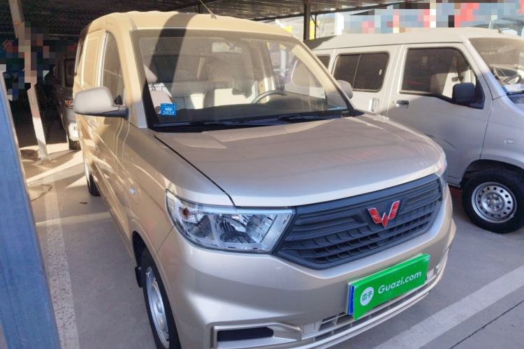 Used Wuling Hongguang V 2022 1.5L Jingqu Edition Enclosed-Window Vehicle with Electric Power Steering LAR
