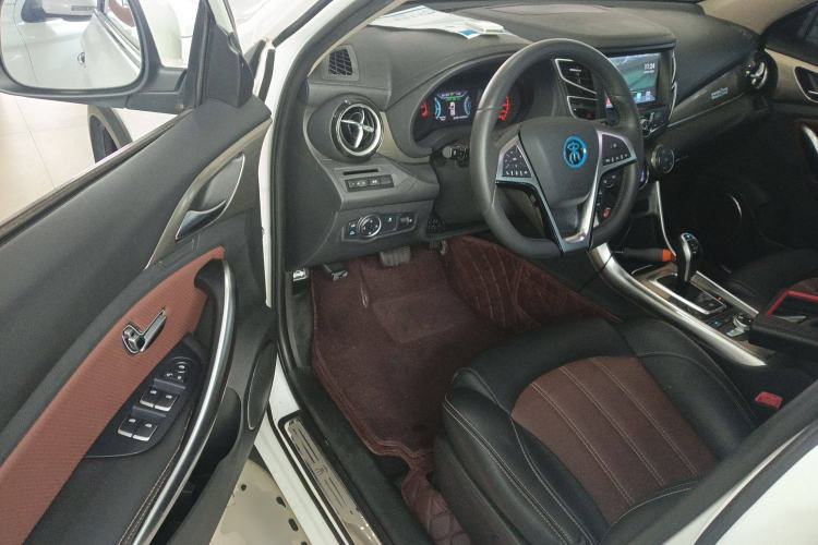 Used BYD Song New Energy 2017 Song DM 1.5TID All-Wheel Drive Prestige Model
