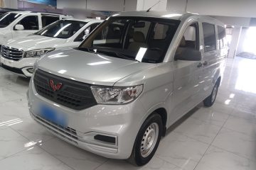 Used Wuling Hongguang V 2019 1.5L Jingqu Version China VI LAR