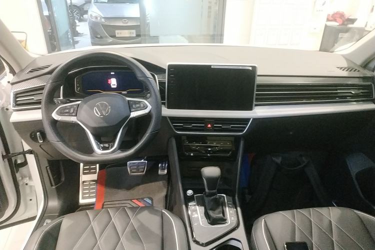 Used Volkswagen Tiguan L 2023 Restyled 330TSI Automatic Two-Wheel Drive R-Line Enhanced Comfort Version