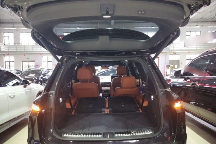 Used Li Auto L9 2022 Max model