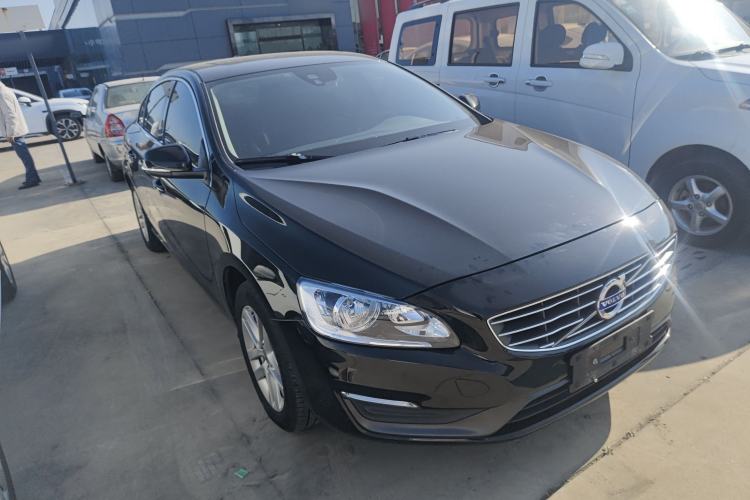 Used Volvo S60 2017 S60L T3 Smart Drive Edition
