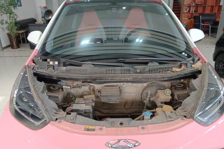 Used Chery Little Ant 2022 300 000 Yuan "Ant Fan" Edition "Extra Sweet" Version Lithium Iron Phosphate 29.2 kWh 30 kW 301 km
