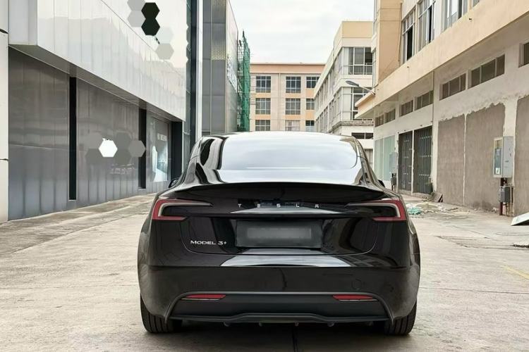 Used Tesla Model 3 2023 Long-Range All-Wheel-Drive Version
