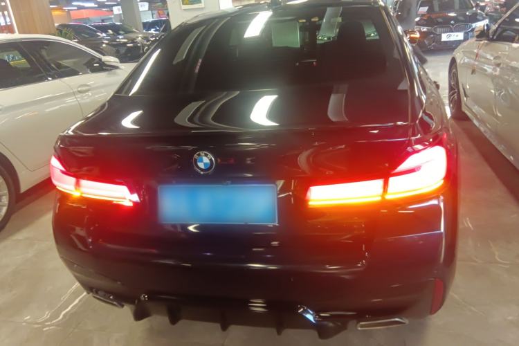 Used BMW 5 Series 2022 Restyled 525Li M Sport Package
