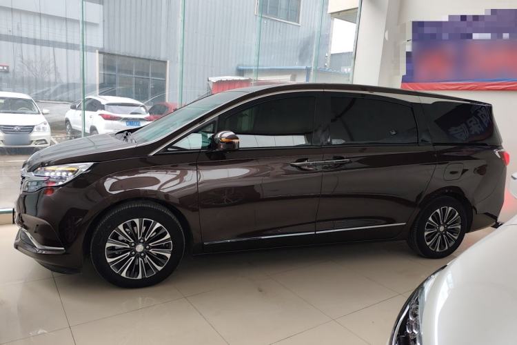 Used Buick GL8 2021 ES Landtrek 653T Luxury Model
