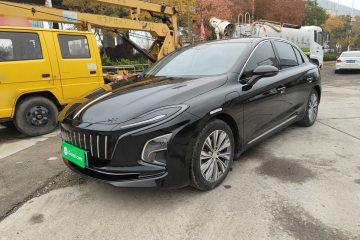 Used Hongqi E-QM5 2022 431 km Charge & Enjoy Edition