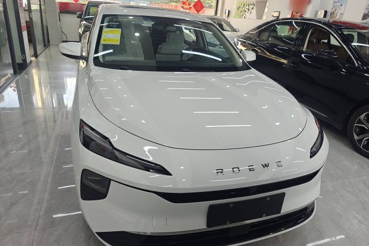 Used Roewe D6 2025 450 km Premium Edition
