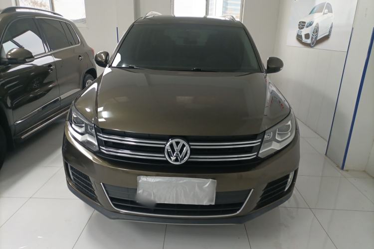 Used Volkswagen Tiguan 2015 1.8TSI Automatic All-Wheel-Drive Luxury Model
