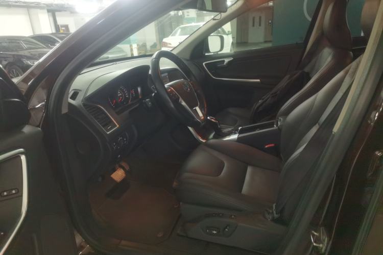 Used Volvo XC60 2014 T5 Zhiyi Edition
