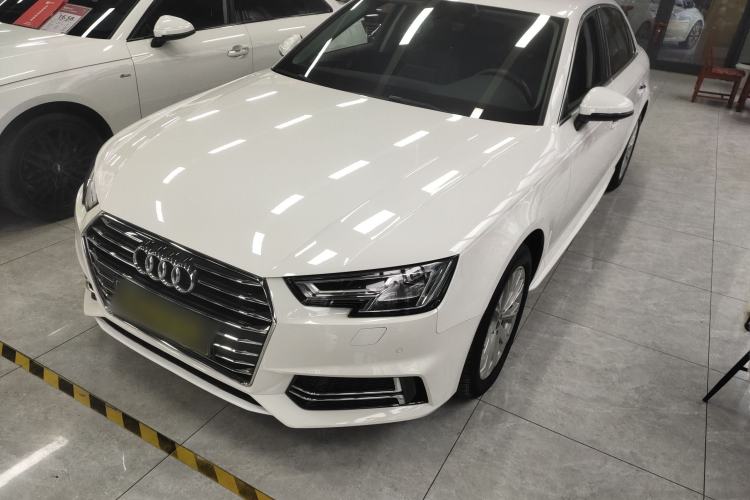 Used Audi A4L 2019 40 TFSI Ambition China VI