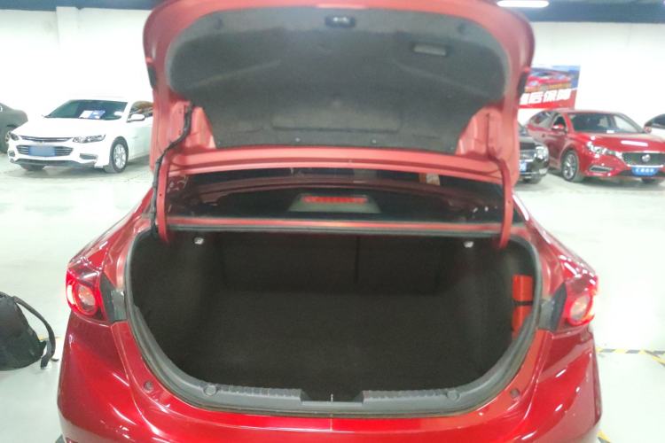 Used Mazda Mazda 3 Axela 2017 Sedan 1.5L Automatic Comfort Model Emission Standard China V
