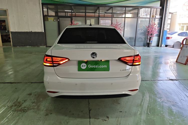 Used Volkswagen Lavida 2019 Lavida Start 1.5L Manual Fashion Edition China VI Standard