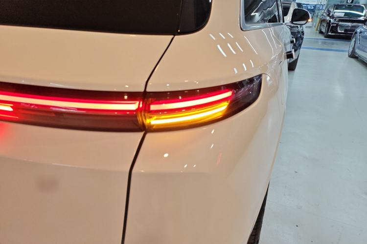 Used Li Auto L7 2023 Pro Model
