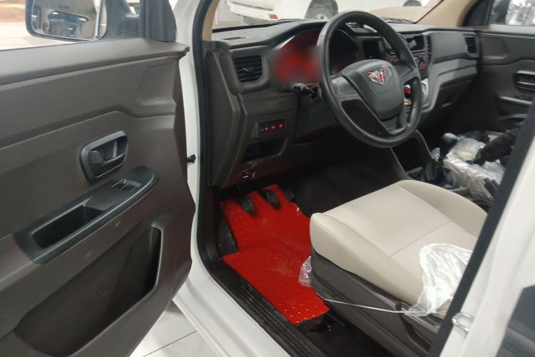 Used Wuling Hongguang V 2022 1.5L Jingqu Edition Electric-Assist LAR