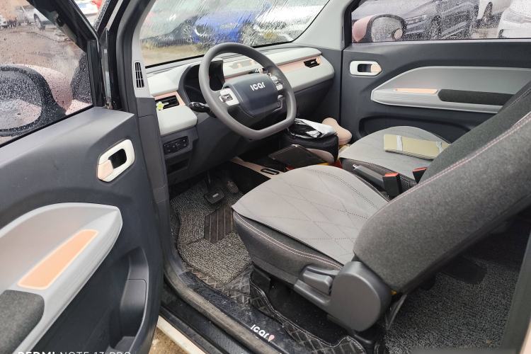 Used Chery QQ Ice Cream 2022 170km Sundae Phosphate Lithium-Ion
