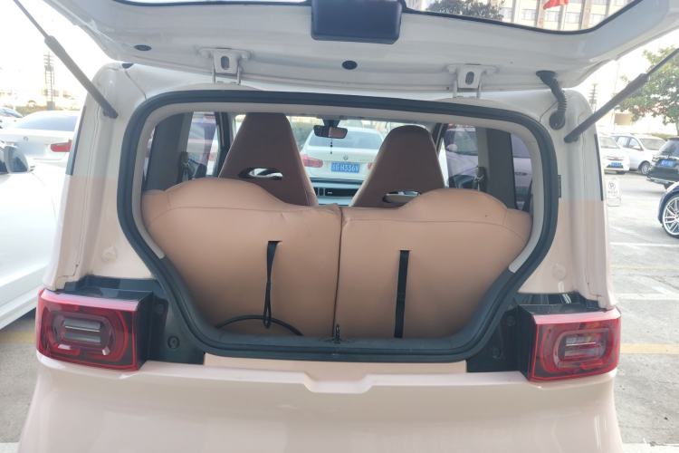 Used Wuling Hongguang MINIEV 2022 Macaron Premium Model – Lithium Ternary Battery
