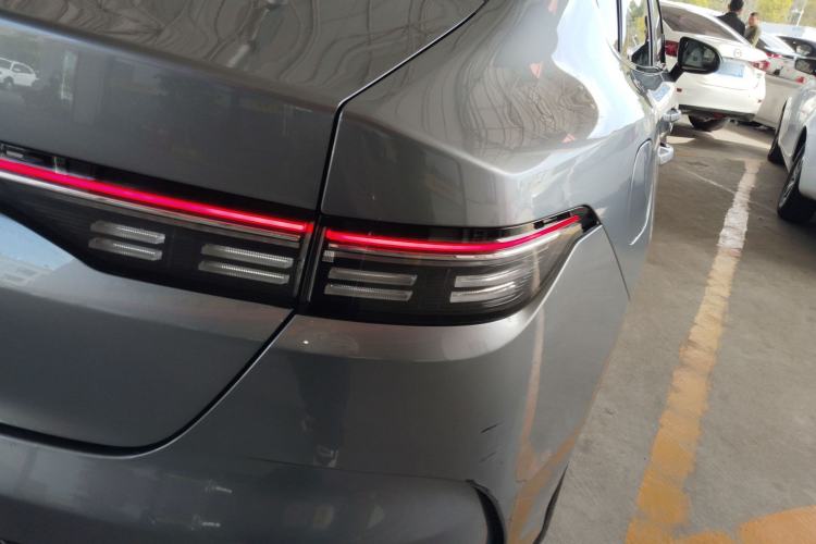 Used BYD Destroyer 05 2024 HONOR Edition DM-i 55KM Luxury Model
