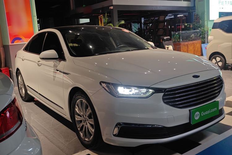 Used Ford Taurus 2019 EcoBoost 245 Comfort Edition
