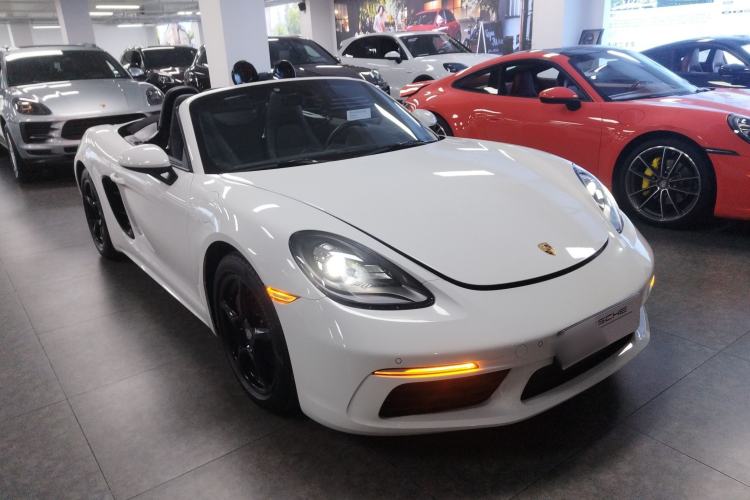 Used Porsche 718 2018 Boxster 2.0T

