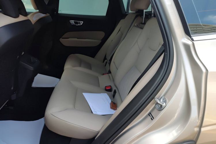 Used Volvo XC60 2026 B5 4x4 Smart Luxury Edition
