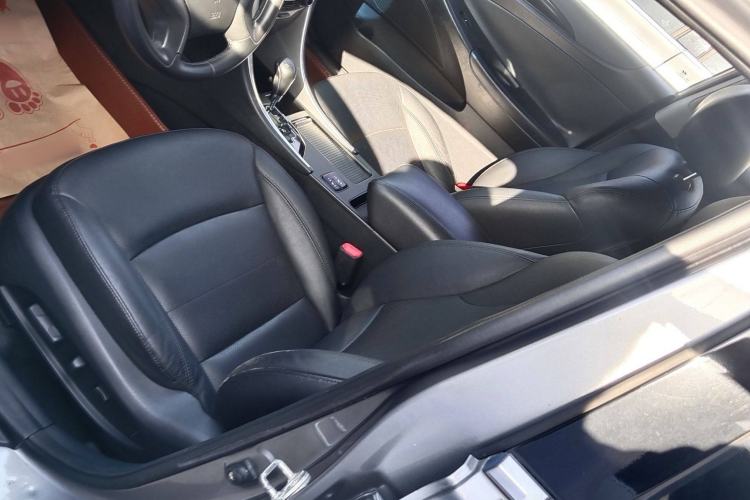 Used Hyundai Sonata 2013 2.4L Automatic Leading Edition China IV Standard
