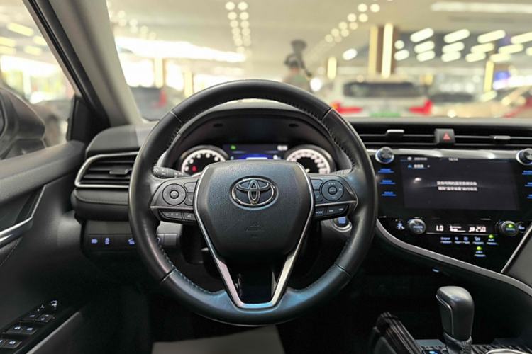 Used Toyota Camry 2019 2.0G Luxury Edition China VI Standard
