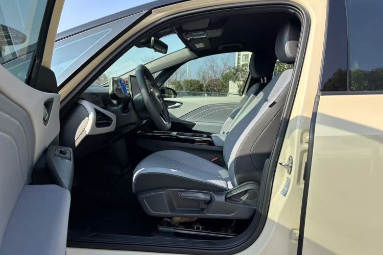 Used Volkswagen ID.3 2025 Smart Version Pure & Intelligent Enjoyment Edition