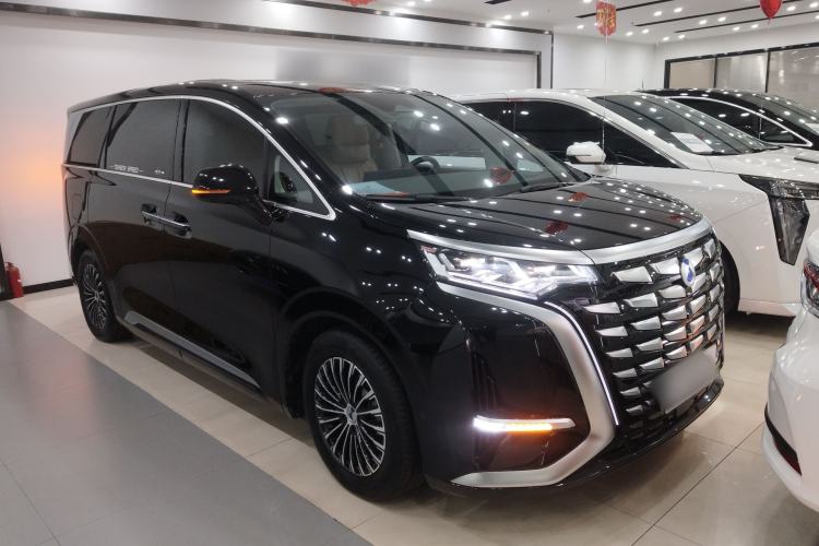 Used Denza D9 2024 DM-i 980 Four-Wheel Drive Prestige Model