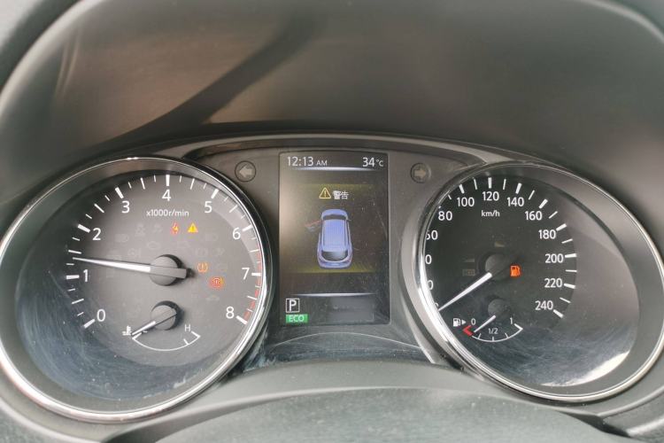 Used Nissan Qashqai 2016 2.0L CVT Luxury Edition
