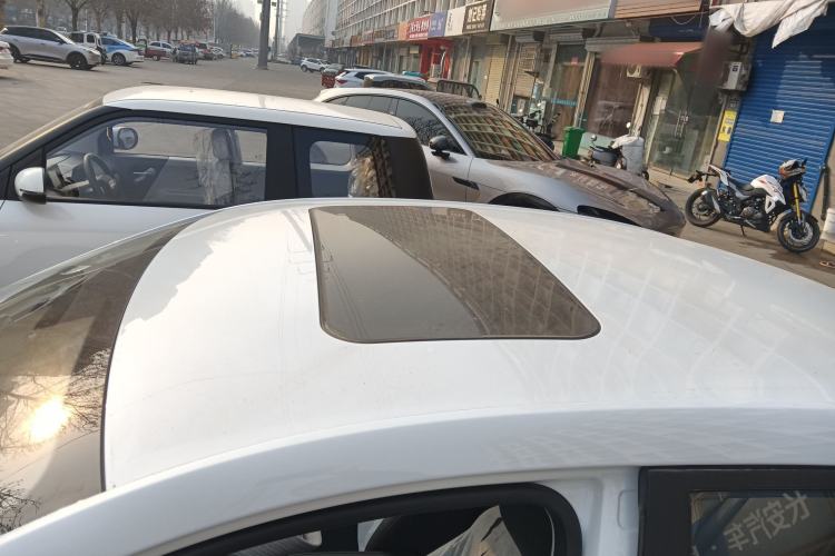 Used Roewe i5 2023 1.5L CVT Luxury Edition
