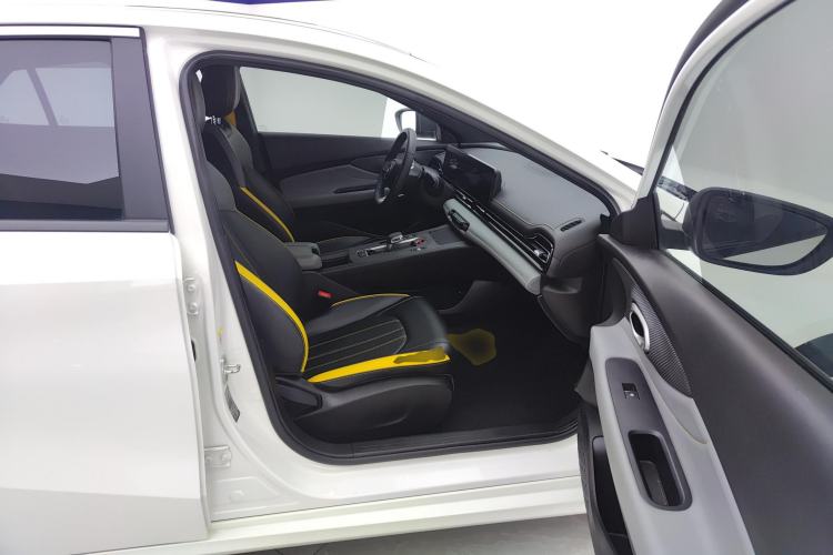 Used GAC Trumpchi EMPOW 2021 270T DCT J11 Version