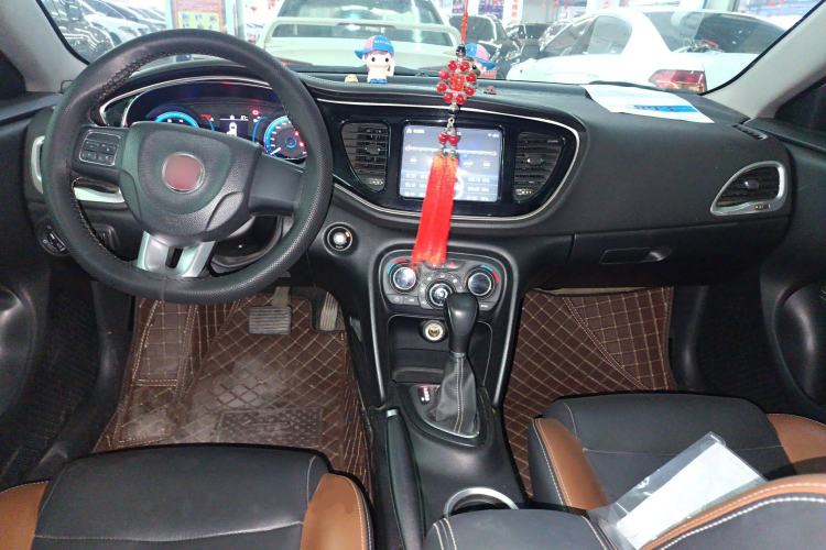 Used Fiat Viaggio 2015 1.4T Automatic Jingxiang Edition
