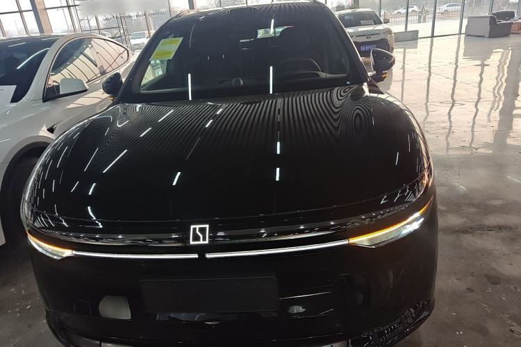 Used Zeekr 7X 2025 100 kWh Long-Range Rear-Wheel Drive with Intelligent Driving Features