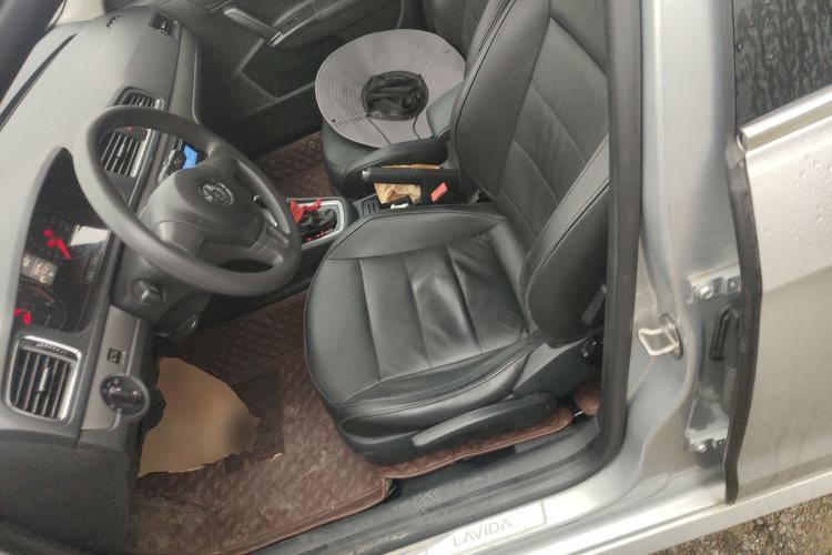 Used Volkswagen Lavida 2013 Restyled Classic 1.6L Automatic Comfort Edition