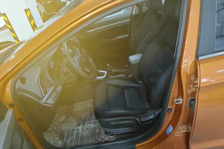 Used Hyundai Elantra 2016 1.6L Automatic ZhiXuan – Elite Version