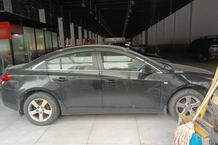 Used Chevrolet Cruze 2013 1.6L SE MT

