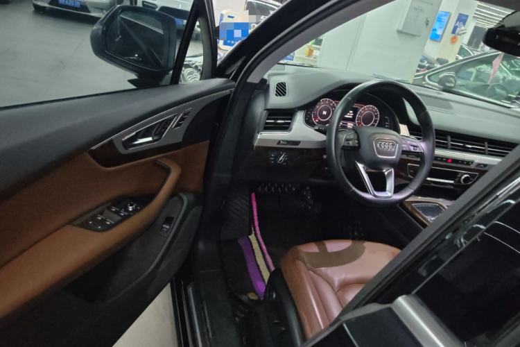 Used Audi Q7 2016 45 TFSI Technology Edition
