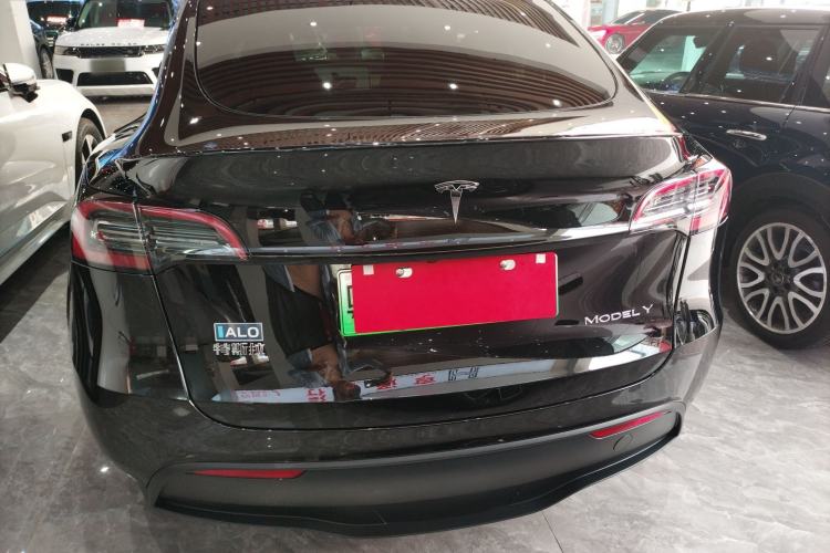 Used Tesla Model Y 2022 Rear-Wheel-Drive Version
