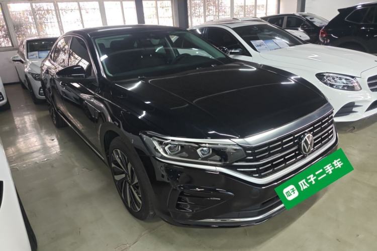 Used Volkswagen Passat 2023 330TSI Luxury Edition
