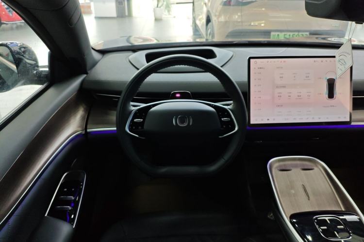 Used  A07 2024 Pure Electric "True Fragrance" Edition 515 Prestige Model
