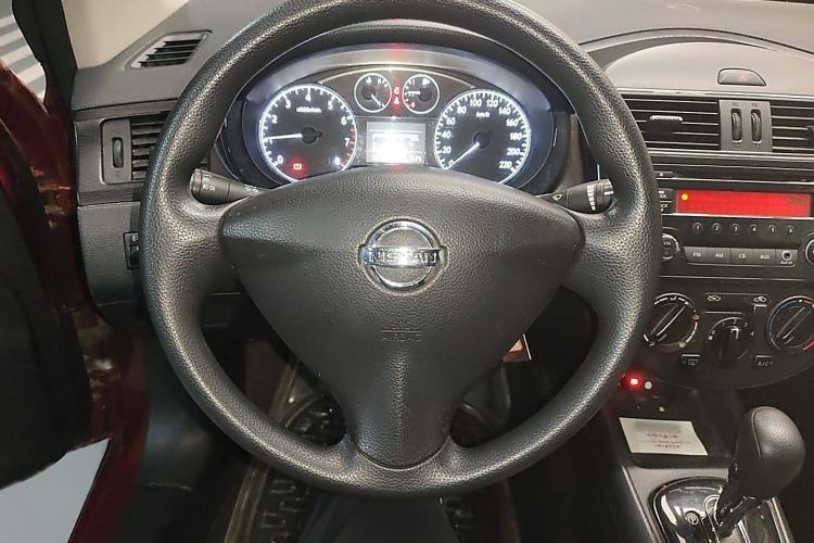 Used Nissan Tiida 2011 1.6L CVT Comfort Model
