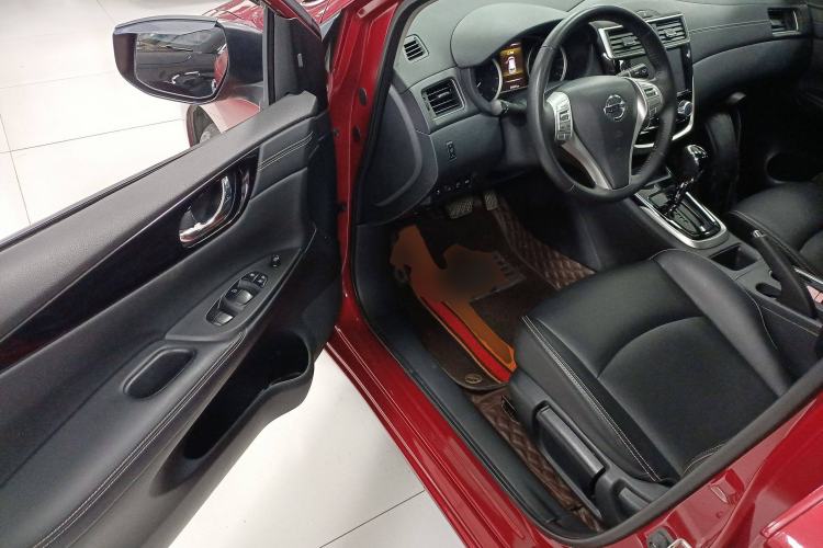 Used Nissan Tiida 2023 1.6L CVT Smart Drive Version
