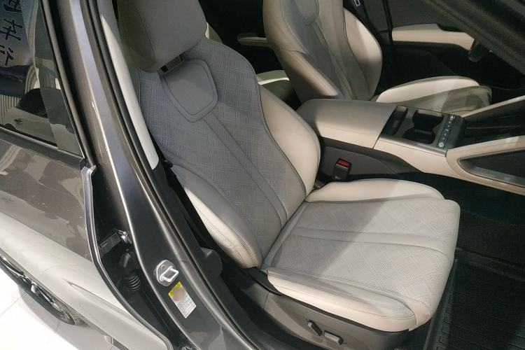 Used BYD Yuan UP 2025 Intelligent Driving Version 401 km Beyond-Range Edition