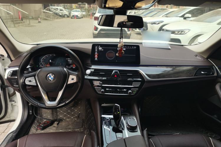 Used BMW 5 Series 2021 525Li Luxury Package