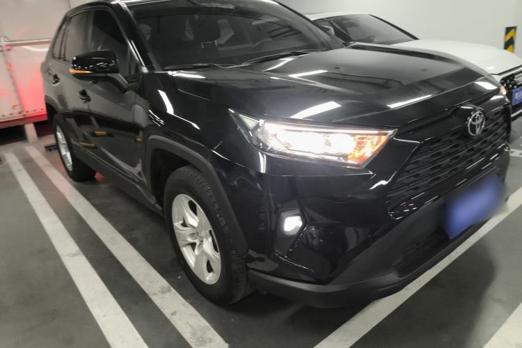Used Toyota RAV4 2023 2.0L CVT Two-Wheel Drive Urban Edition
