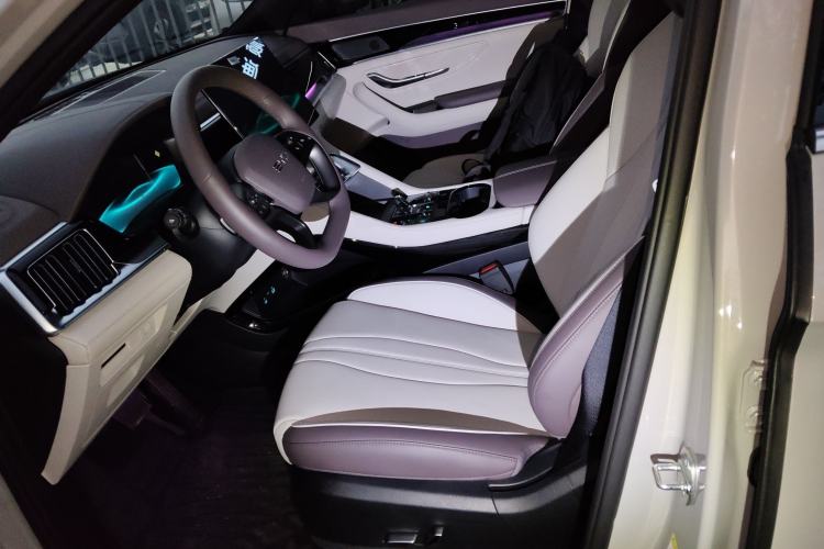 Used BYD Song PLUS New Energy 2025 DM-i 160KM Flagship Model
