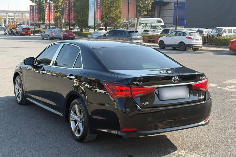 Used Toyota Crown 2015 2.0T Fashion Edition
