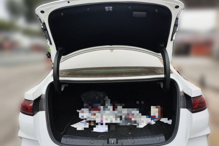 Used BYD Qin L 2025 DM-i Smart Drive 80KM Leading Model