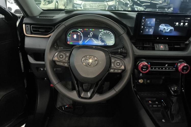 Used Toyota Wildlander 2024 Dual-Motor 2.5L E-CVT Two-Wheel Drive Luxury PLUS Edition
